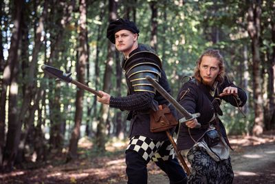 Příběhy Ravenoru IV. - Odkaz temnoty – fotografie 11