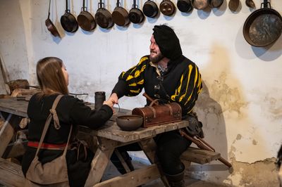 Příběhy z Ravenoru II. – Pod střechou hostince – fotografie 45
