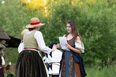 Příběhy z Ravenoru I. – Stíny nad Harmondalem – fotografie 68