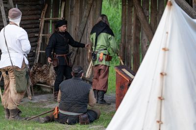 Příběhy z Ravenoru I. – Stíny nad Harmondalem – fotografie 77