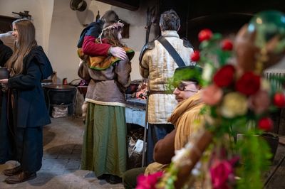 Příběhy z Ravenoru II. – Pod střechou hostince – fotografie 98