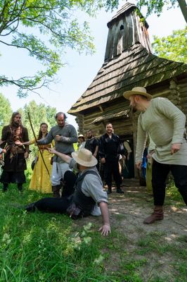 Příběhy z Ravenoru I. – Stíny nad Harmondalem – fotografie 176
