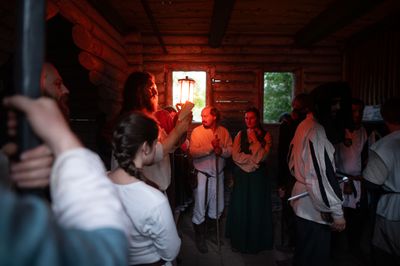 Příběhy z Ravenoru I. – Stíny nad Harmondalem – fotografie 366